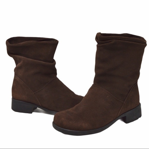 Martino of Canada Brown Suede Slouch Boot, Block Heel, Size 9.5 - Picture 5 of 16